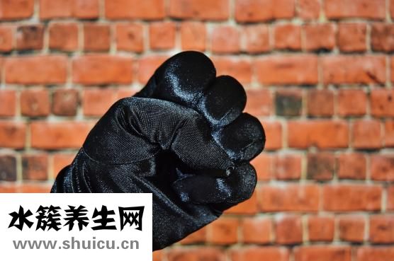 嬰兒吃撐了怎么辦