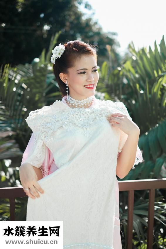 冬天結婚怎么穿婚紗