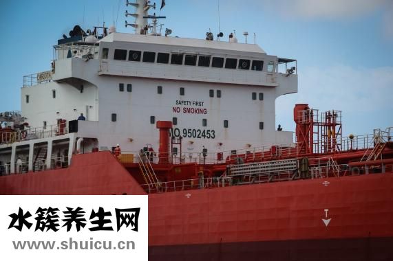 貼的甲片怎么卸掉