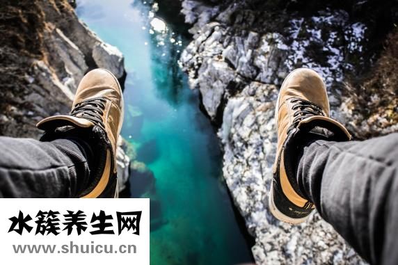 初學(xué)者怎么練倒立