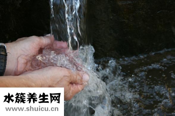 冬天手裂口怎么辦