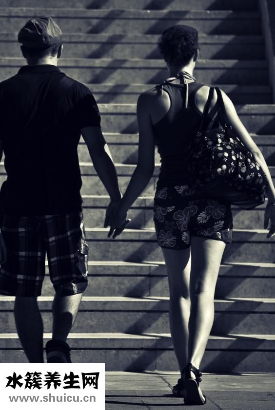 胎動怎么判斷男女