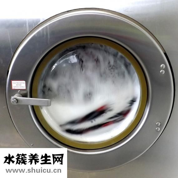 洗衣服手破了怎么辦