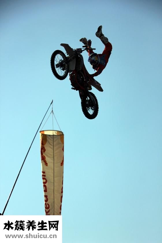 包臀裙往上跑怎么辦