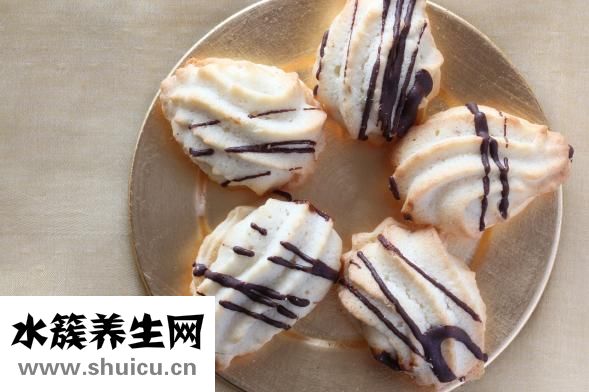 燙直發(fā)后怎么打理