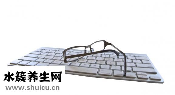 戴眼鏡怎么學游泳