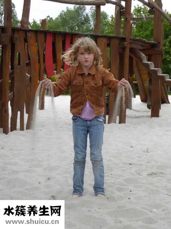 小孩腳癢怎么回事