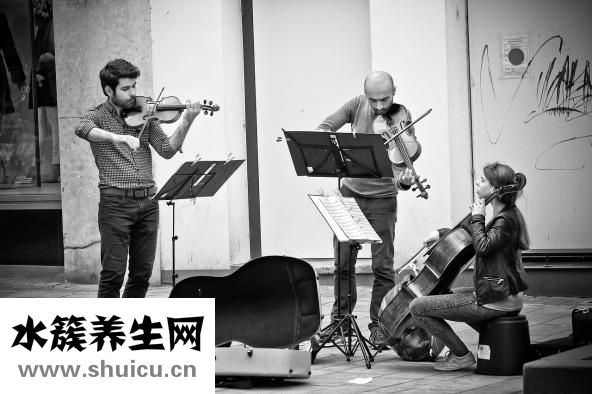 孩子汗多怎么回事