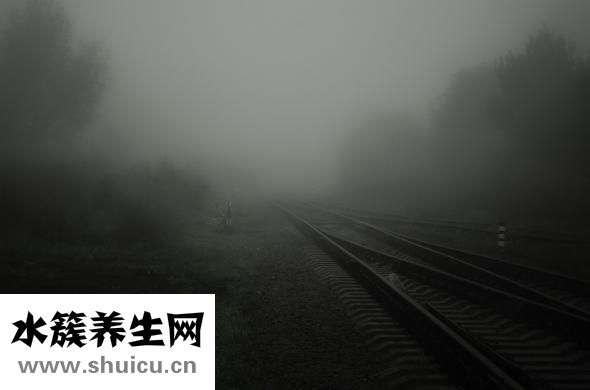 乳房下垂萎縮怎么辦