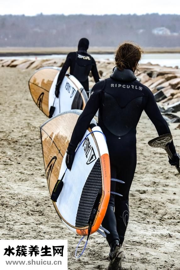 天生駝背怎么辦