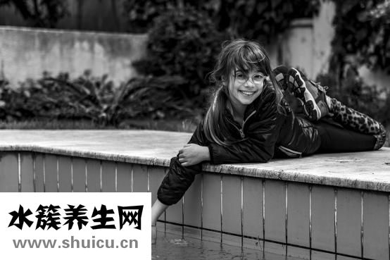 新生兒頭發(fā)少怎么辦