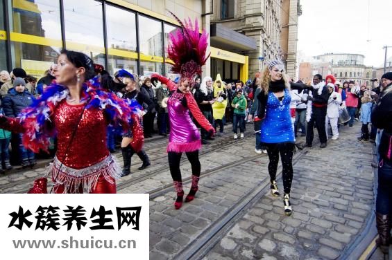 鼻涕多痰多怎么回事