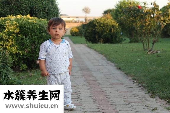 嬰兒腸脹氣怎么回事