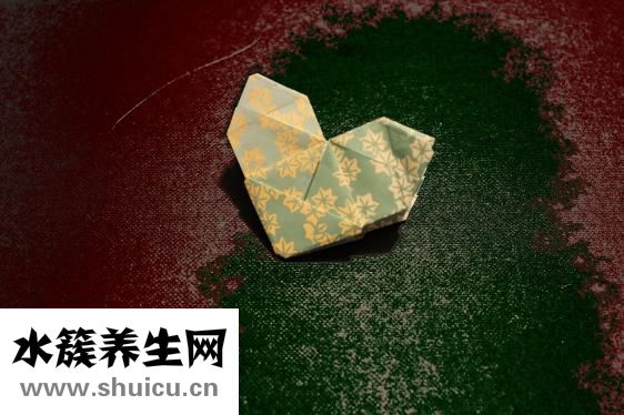 寶寶洗澡怕水怎么辦