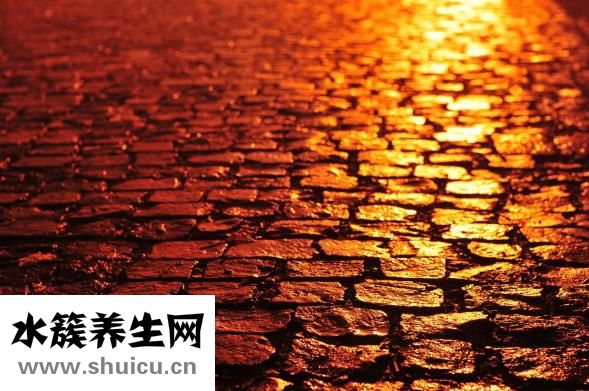 側(cè)撩腿怎么做