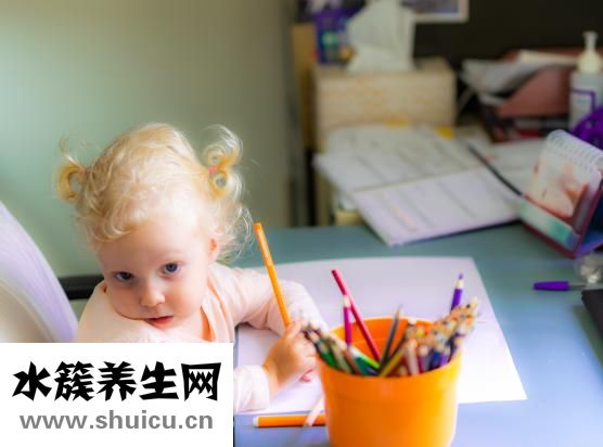 孩子眼睛怕風怎么辦