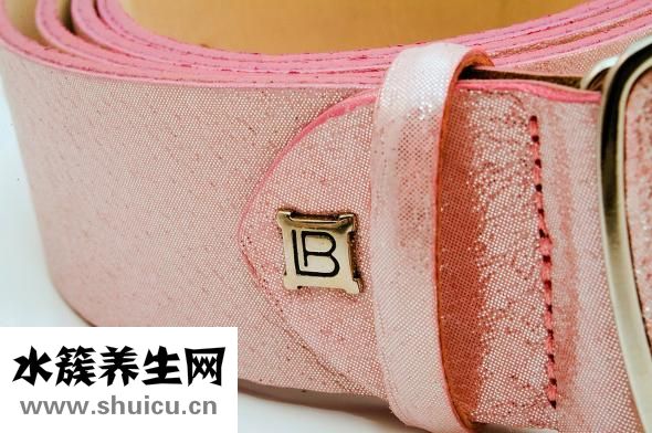 結(jié)婚腰帶怎么系