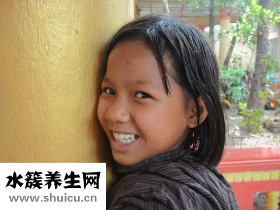 油點(diǎn)子怎么洗掉