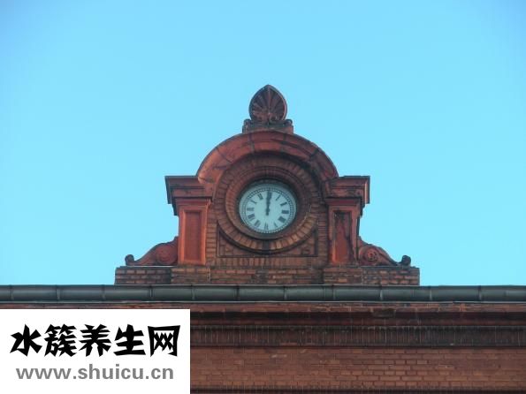 按眉骨疼是怎么回事