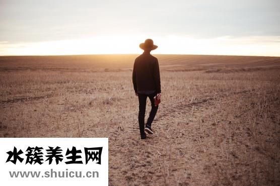 圓臉形怎么扎發好看