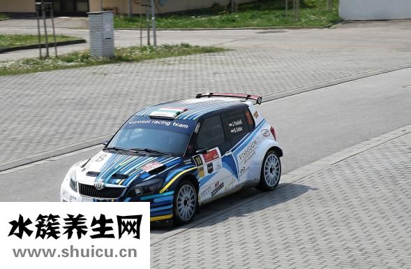 汽車車衣怎么疊