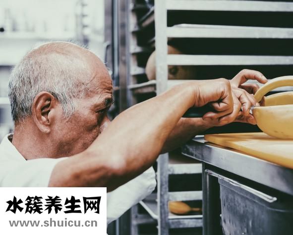 腳踢腫了怎么辦