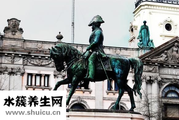 口腔上腭襄腫怎么辦