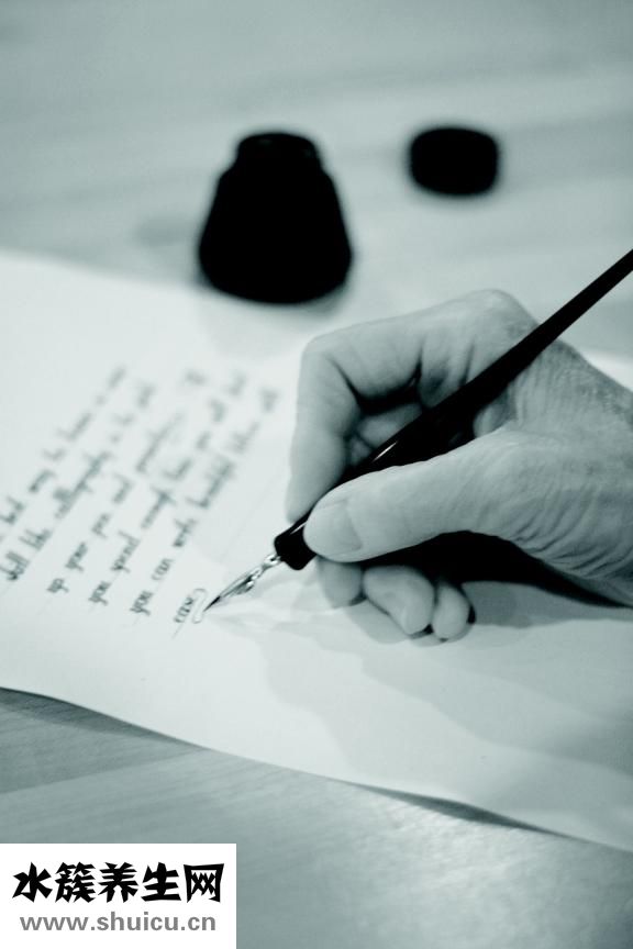 寫(xiě)字總沒(méi)勁該怎么辦