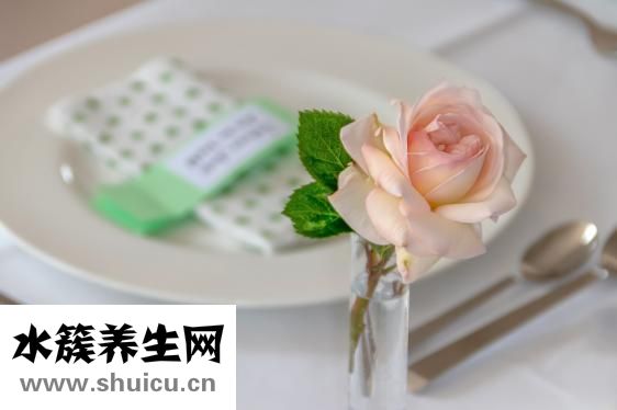 二歲寶寶吵睡怎么辦