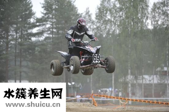 后腰兩側肥肉怎么減