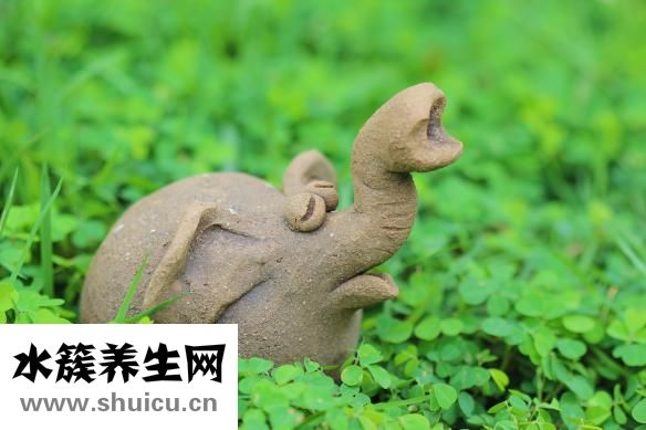 咽痛耳朵癢怎么回事