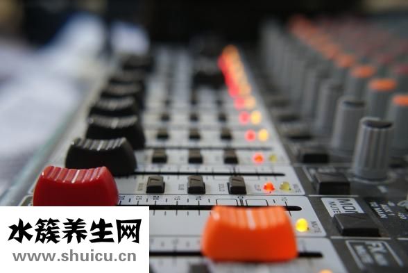 怎么分別痣相的左右