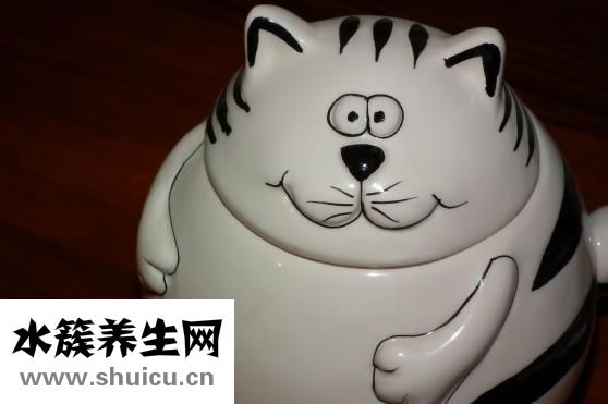 眼睛流膿是怎么回事