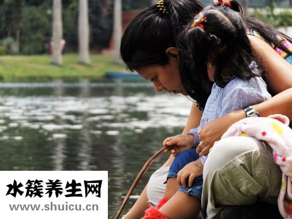 貝嫂女兒怎么那么胖