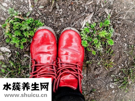 腳臭掉皮怎么辦