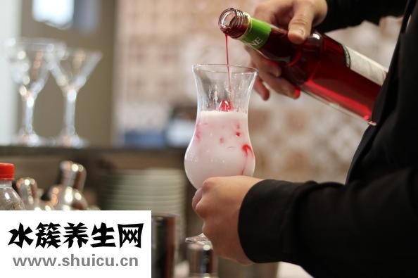 尿醬油色怎么回事