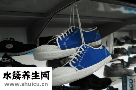 腳臭掉皮怎么辦