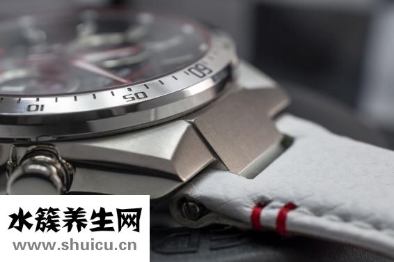 胸部按摩怎么做