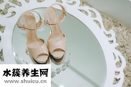 怎么做才能拉長(zhǎng)跟腱