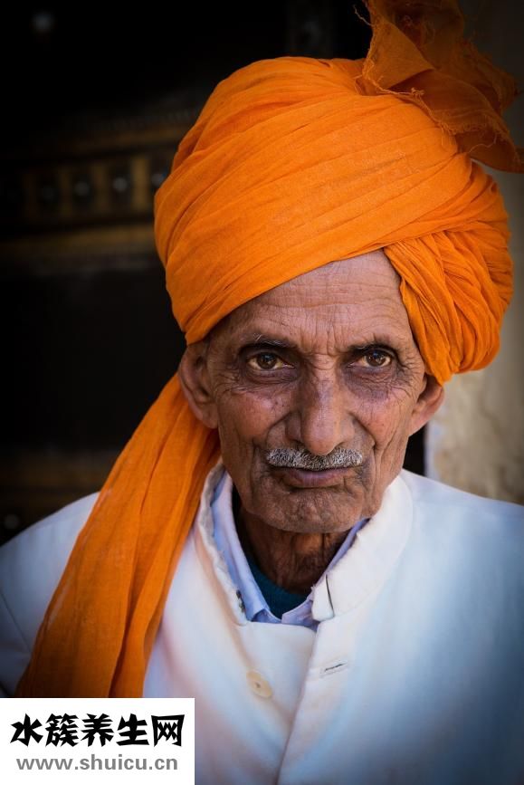 頭部發(fā)緊感怎么辦