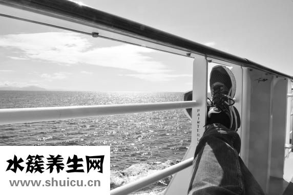 胸部按摩怎么做