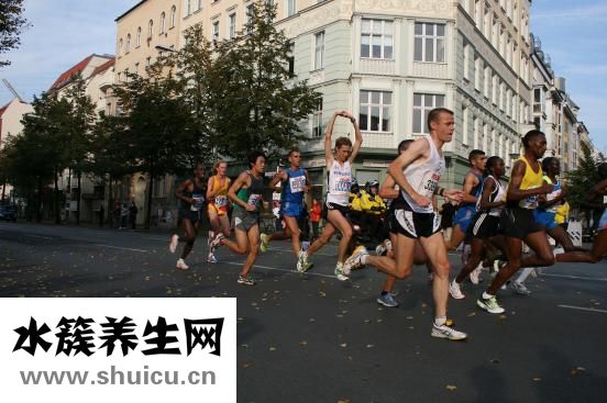 女生跑步頭發(fā)怎么辦