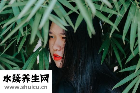 女生跑步頭發(fā)怎么辦