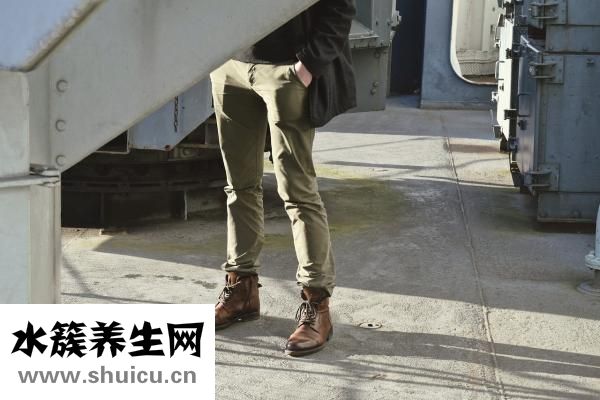 男生怎么穿校服好看