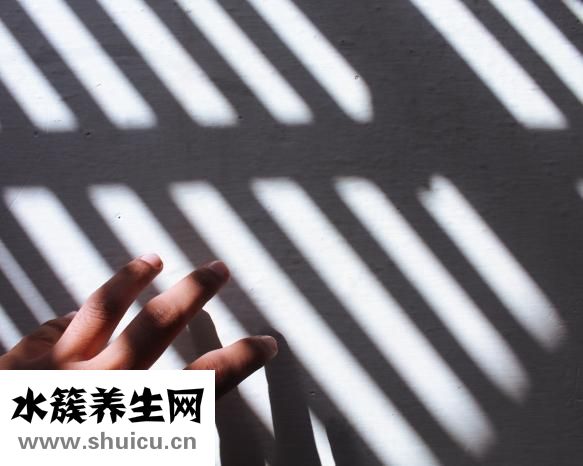 女生跑步頭發(fā)怎么辦