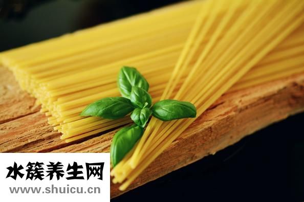 四個的飯怎么做面條