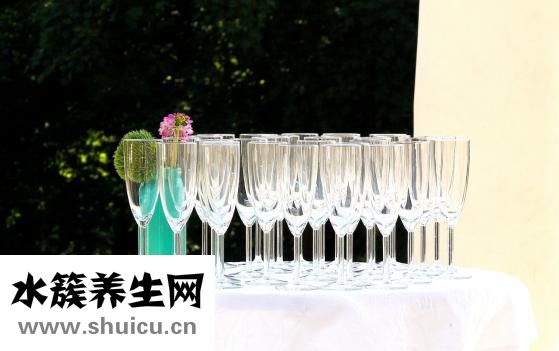 坐月子奶少怎么辦