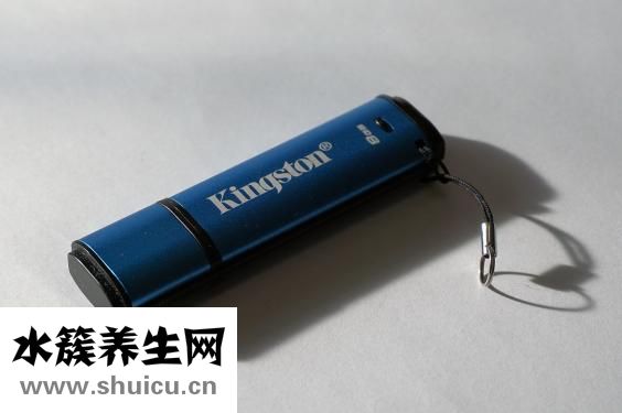 男生怎么插尿管