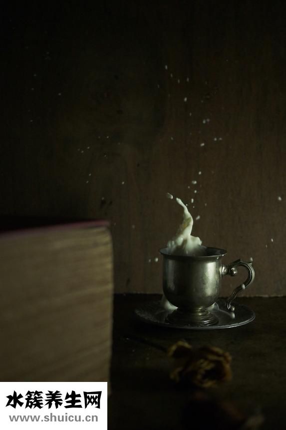 牛奶澆花怎么補救