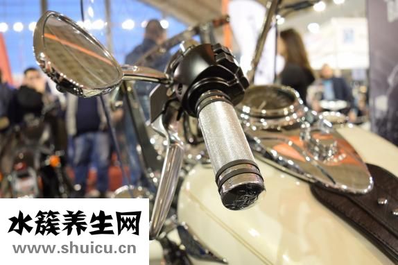 寶寶吃奶粉吐怎么辦